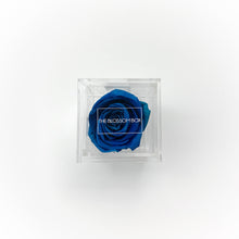 Load image into Gallery viewer, Crystal Collection | Treasure Rose Box (4/5 roses)